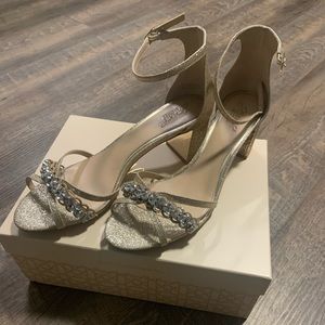 Jewel by Badgley Mischka size 11